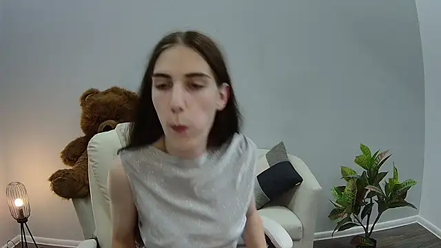 NikaStark_ Adlı Modelin Canlı XXX Sohbeti
