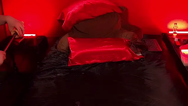 Chatroom XXX en direct de JenniferCD