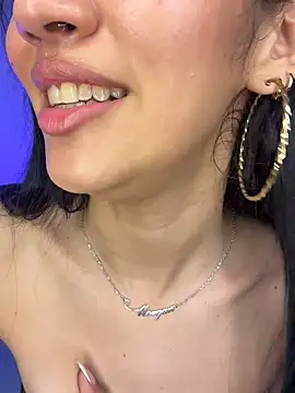 Chat XXX ao vivo de AmberMuse_