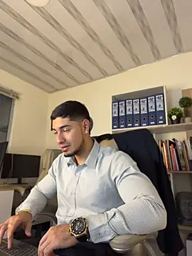 Chatroom XXX en direct de Dimitri_Colleman