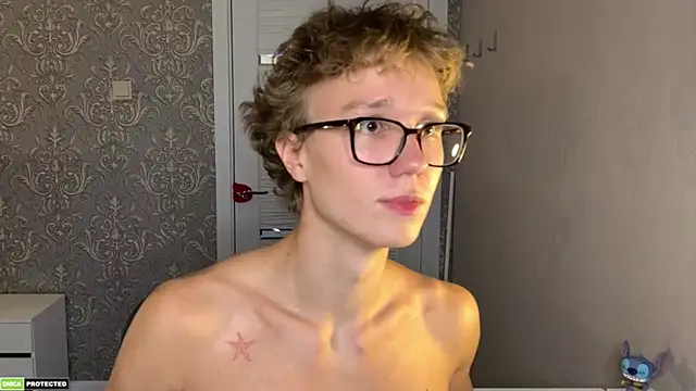 Webkamerová show yyyyesssbb