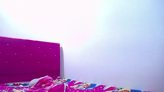 candy_dustano691's Webcam Show