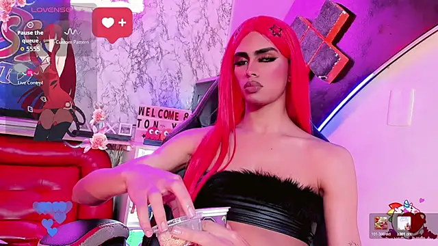 Živý XXX chat Silvana_Boyer