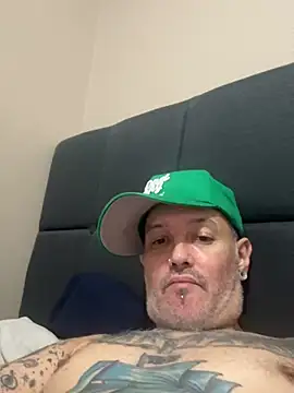 xD3VIOUSKIDx's Webcam Show