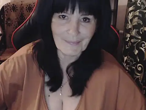 KatarinaOhDream Adlı Modelin Canlı XXX Sohbeti