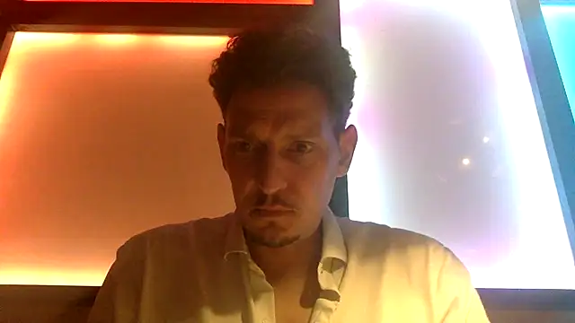 Chatroom XXX en direct de ARTANIS20