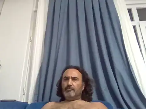 enginbasar 现场XXX聊天