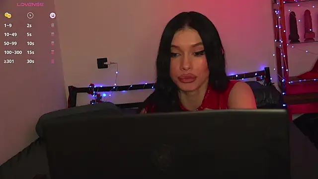 Olivia_Faye Chat XXX in diretta