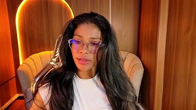 Alina_b_'s Live XXX Chat
