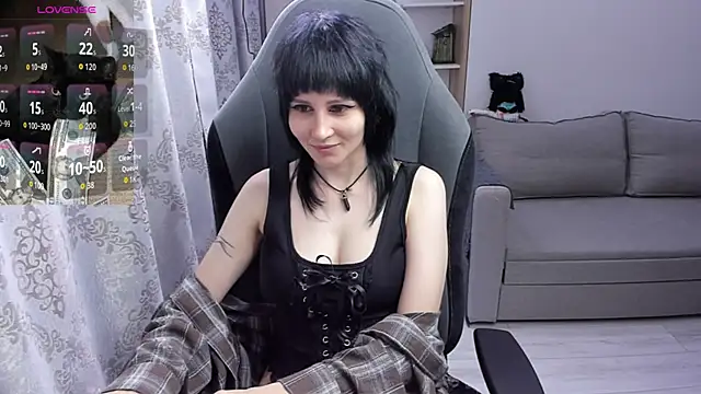 MistyDark's Live XXX Chat