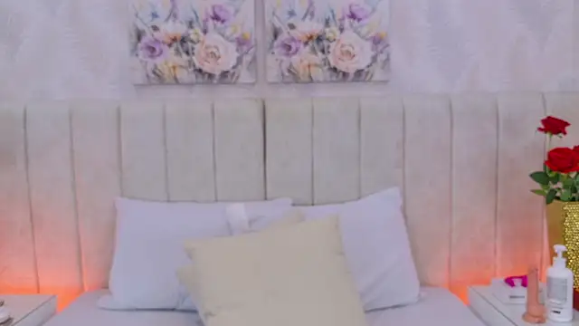 Chat +18 de SaraLugo ao vivo