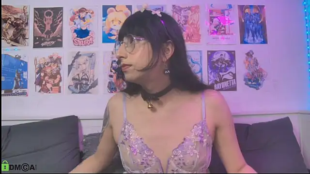 snowblack_ live XXX chat
