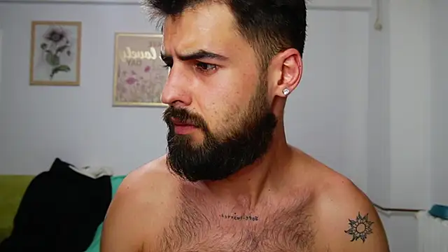 HairyRobxxxのライブXXXチャット