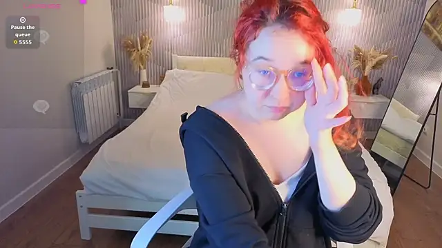 Aleks-casterrr's Live XXX Chat