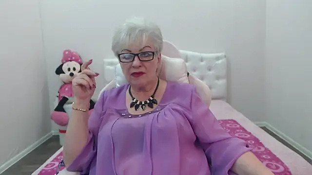 KayleSmoll Live XXX-Chat