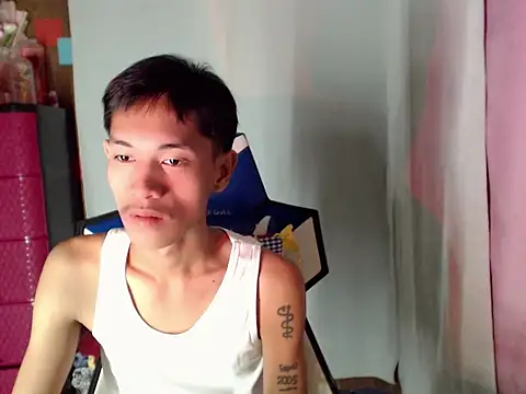 Živý XXX chat riks_tyler