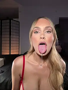 Lena_Blom live XXX chat