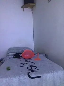 צ'אט XXX בשידור חי של TORAKIKI79