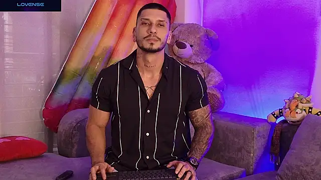 Seth_Vegaa – Naživo XXX chat