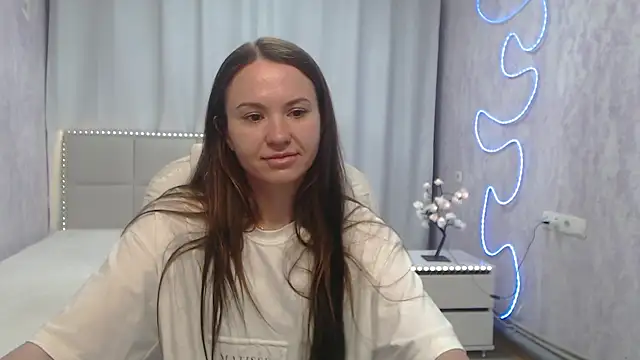 Chat XXX ao vivo de KaraCriegs