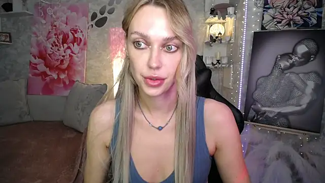 NickyAdamidi's Live XXX Chat