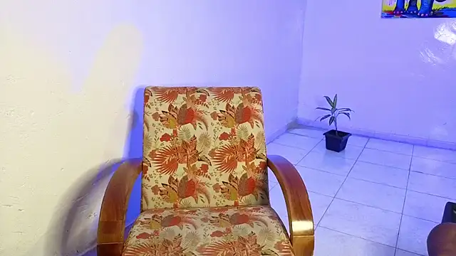 Luci_Ramirez Adlı Modelin Canlı XXX Sohbeti