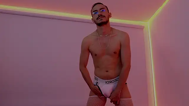 thomas_montiel লাইভ XXX চ্যাট