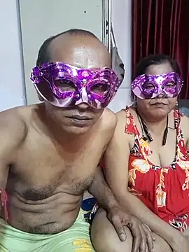 Show modela mature_friends na web-kameri