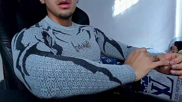 Tommy_Bred 现场XXX聊天