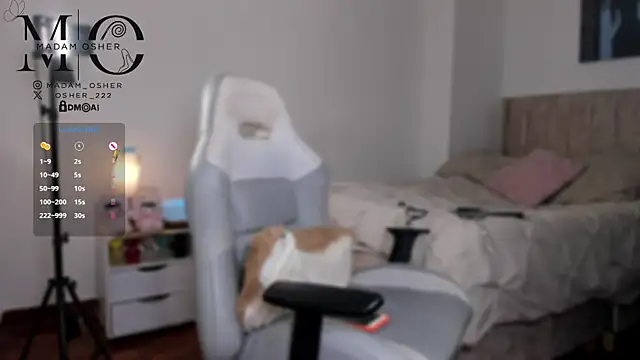 Chat XXX en directo de Madam_osher