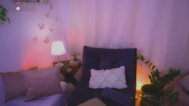 Maia_Glow's Live XXX Chat