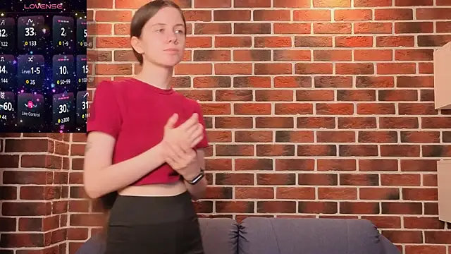MyrtaMcclaney: онлайн-секс-чат