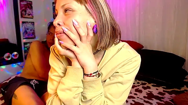 YaraLeon Chat XXX in diretta