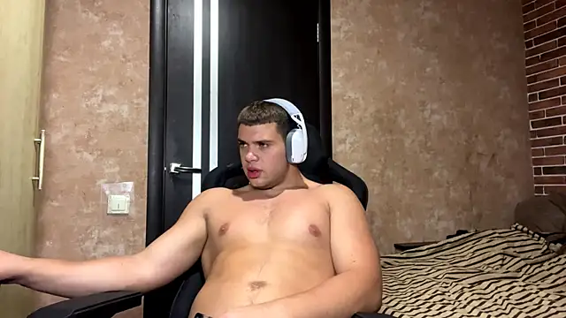 MusclePhantom Webcam show