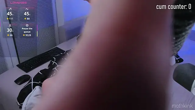 mothkink – Naživo XXX chat