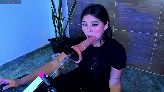 Violet_Fiore XXX чат на живо