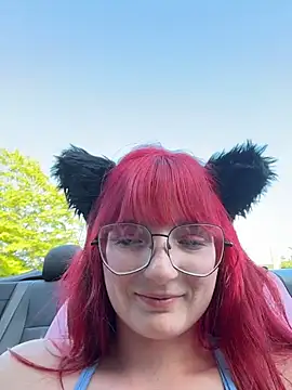 urpuppymoon's Live XXX Chat