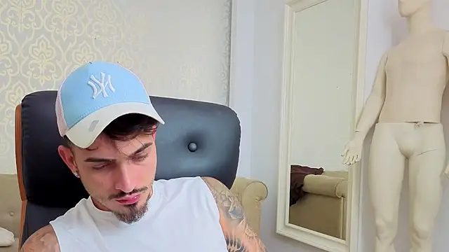 BrandonTate Chat XXX live