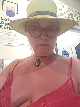 Hot-Muci Live XXX-Chat