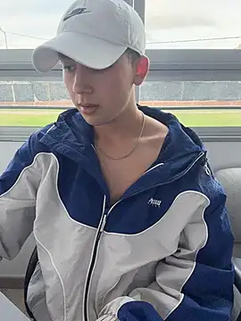OLIVER_KのライブXXXチャット