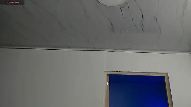 XXX chat uživo modela BambiDah