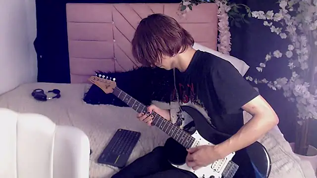 oli_dusk 即時 XXX 聊天