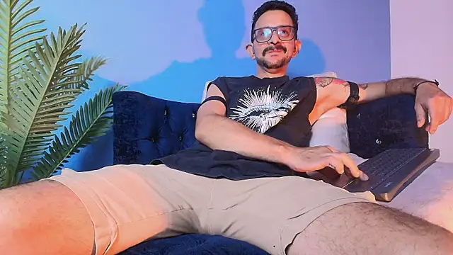 pigbananax 网络视讯表演