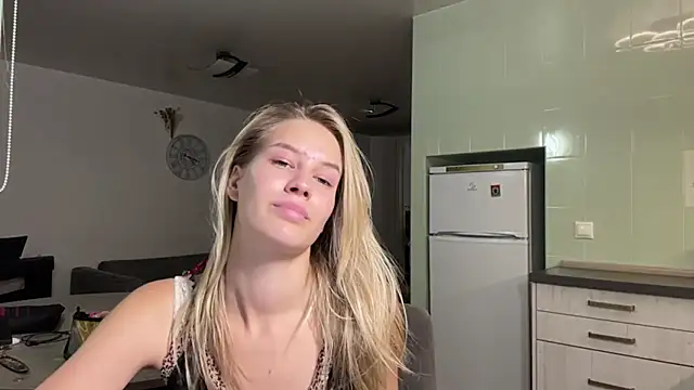 CryBaabyy's Live XXX Chat