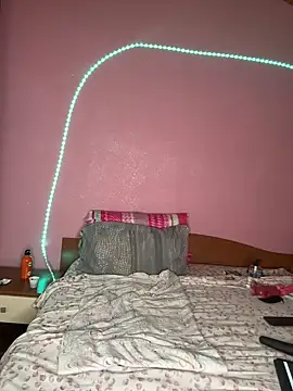 XXX chat uživo modela Celestequen
