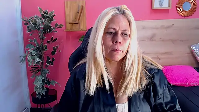 Czat XXX na żywo – eva_colen50