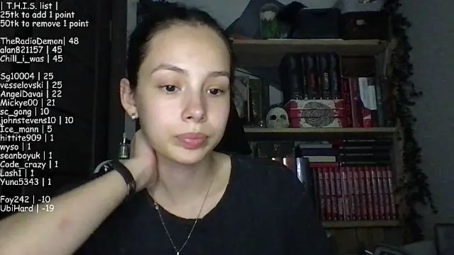 Yuna5343 Chat XXX in diretta