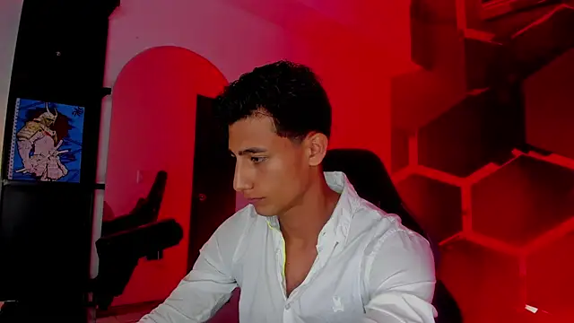 MaxiimoRomano_ Live XXX-chat
