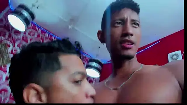 PEINBOYS Live XXX-Chat