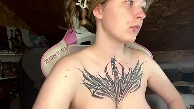 HeidiTian's Live XXX Chat